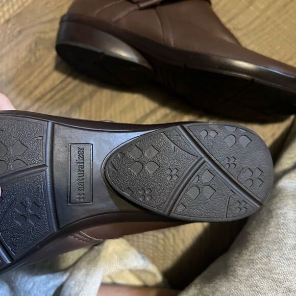 Naturalizer Brown Leather Booties Size 8.5 - Picture 10 of 14